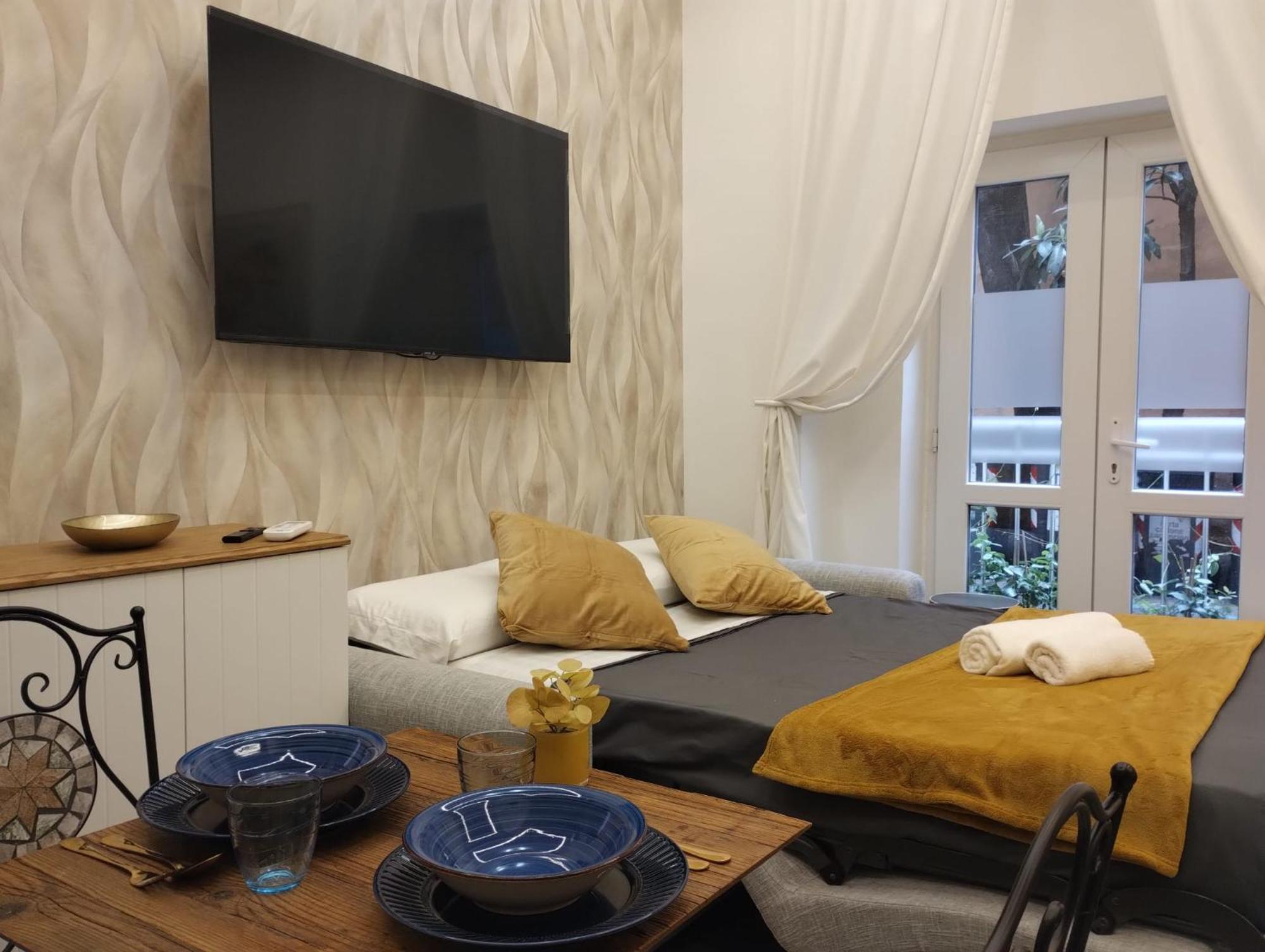 Loft In Center Of Apartment *